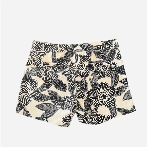 Women’s Shorts J. CREW Black White Polynesian Floral Shorts Cotton Shorts - Picture 4 of 6